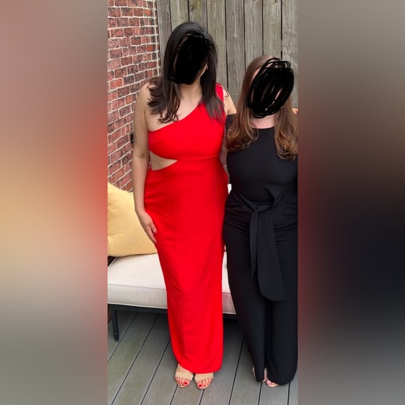 One shoulder red maxi Dress with thigh split and cutout - Picture 7 of 9